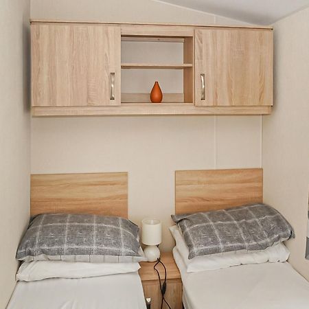 Silver Birch Caravan Park Talacre Dış mekan fotoğraf